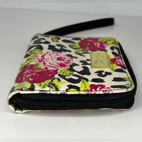 Betsey Johnson Luv Betsey Rose Multi Zip-Around Wallet Wristlet - Picture 7 of 12